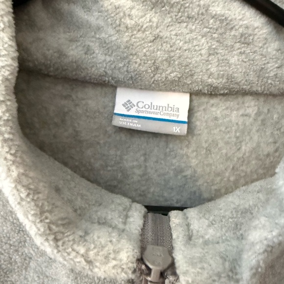 Columbia Light Gray Fleece Jacket - Picture 3 of 3